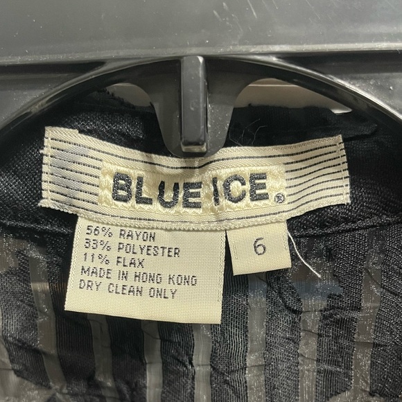 Blue Ice Vintage Sheer Lace Cover - Picture 6 of 6